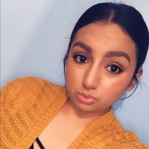 Meet your Posher, Brenda